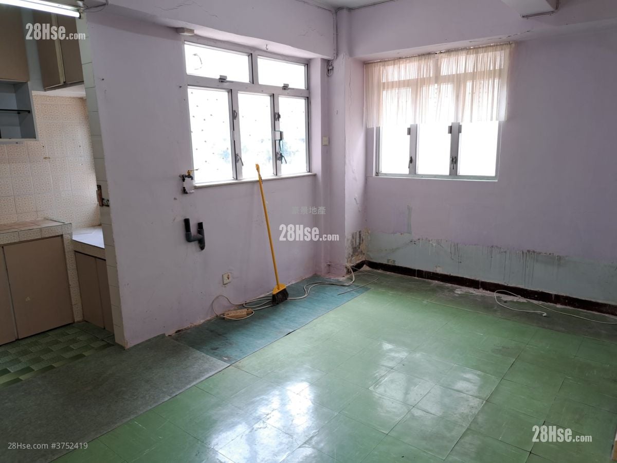 明興大廈 售盤 3 房 , 1 浴室 532 平方呎