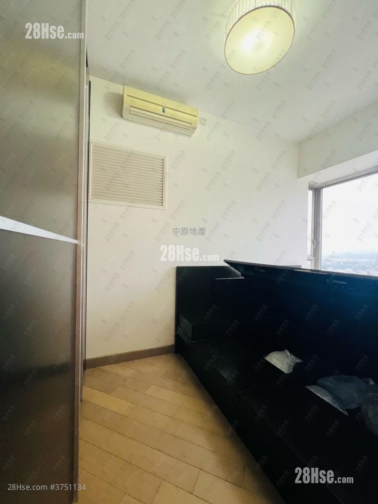 La Grove Sell 2 Bedrooms 511 ft²