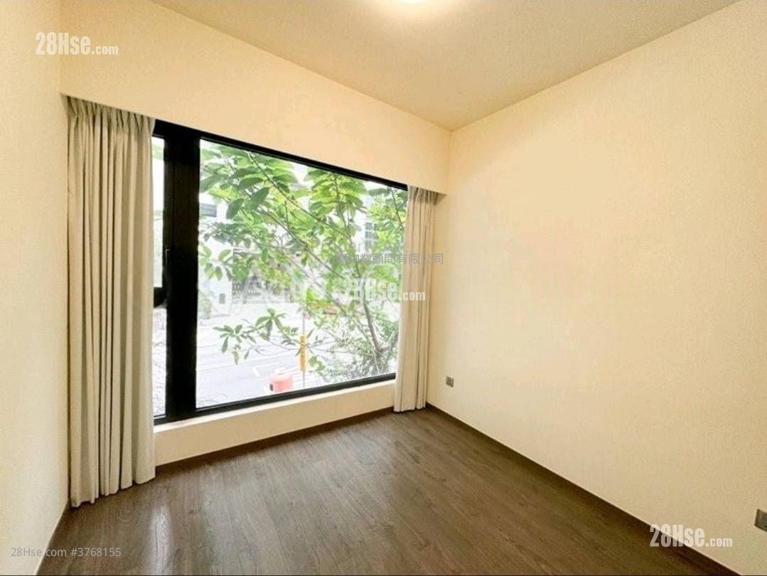 C.c. Lodge Sell 3 Bedrooms , 2 Bathrooms 1,026 ft²