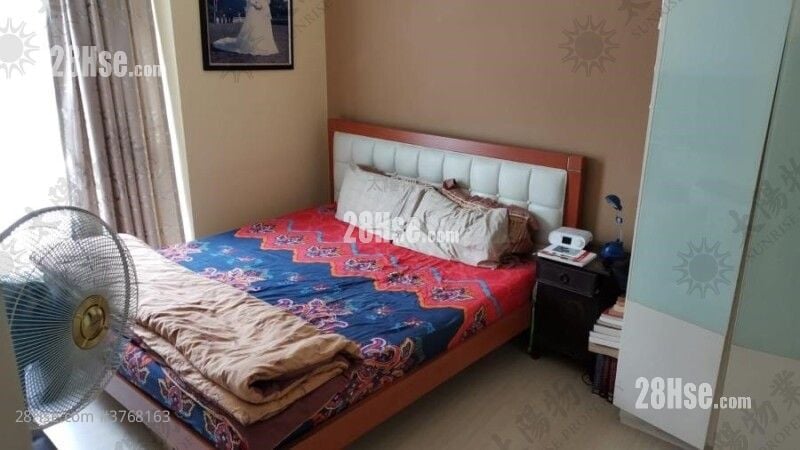 半岛豪庭 售盘 3 房 1,051 平方尺