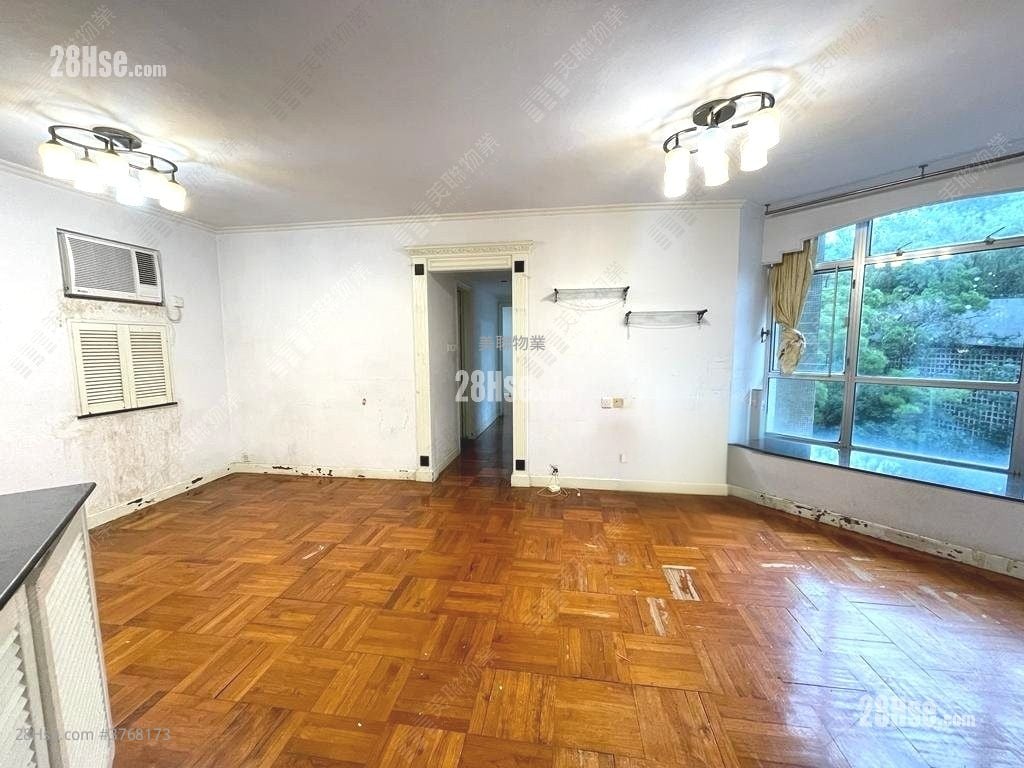 Sceneway Garden Sell 3 Bedrooms , 2 Bathrooms 720 ft²