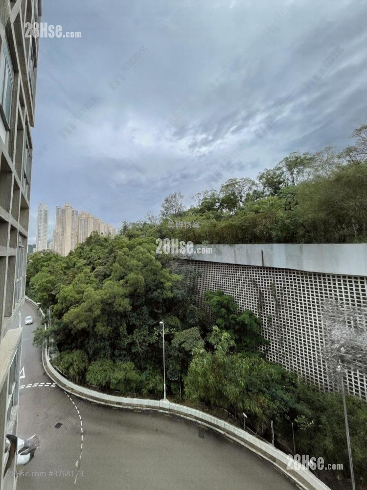 Sceneway Garden Sell 3 Bedrooms , 2 Bathrooms 720 ft²