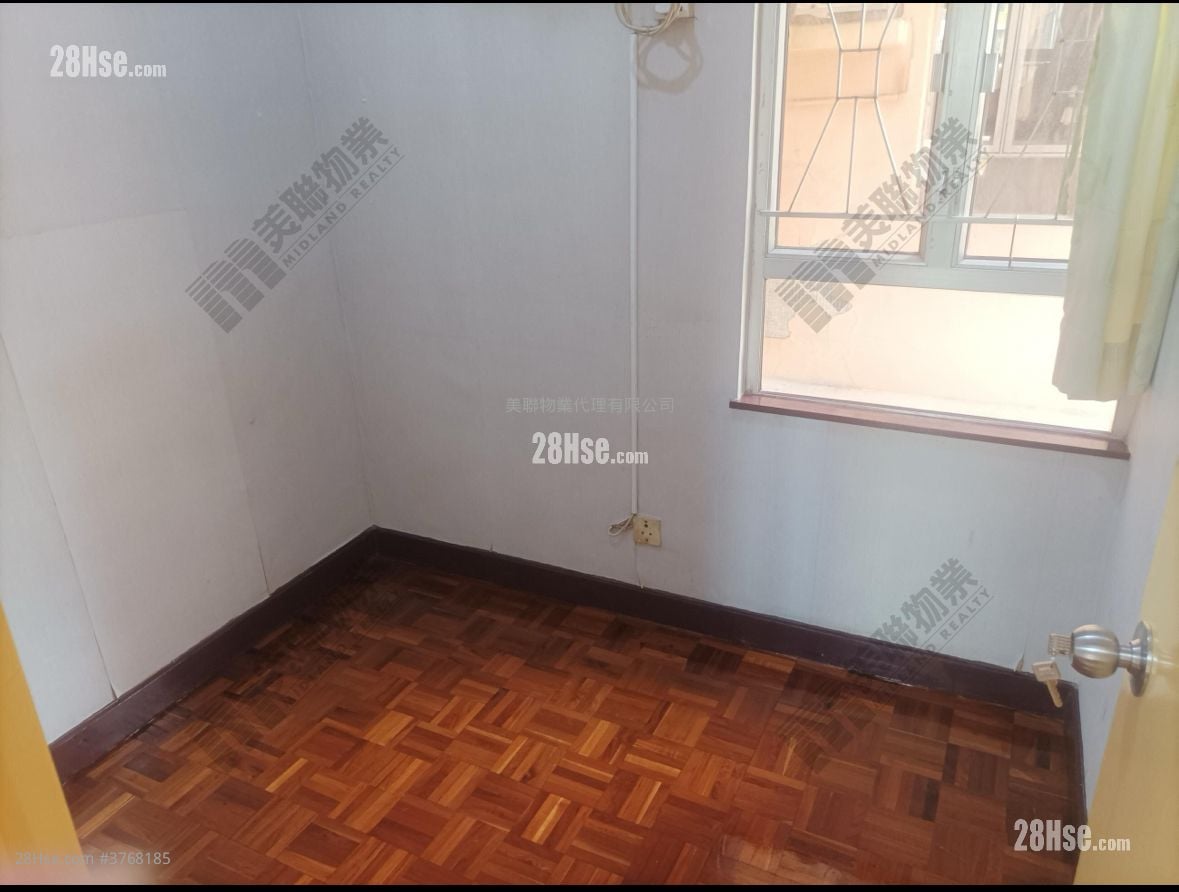 东亚花园 售盘 3 房 452 平方尺