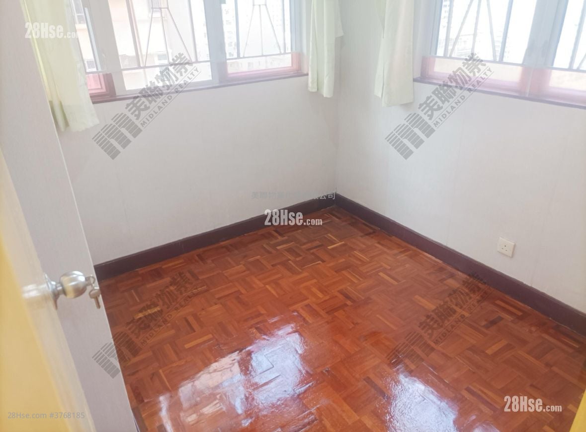 东亚花园 售盘 3 房 452 平方尺