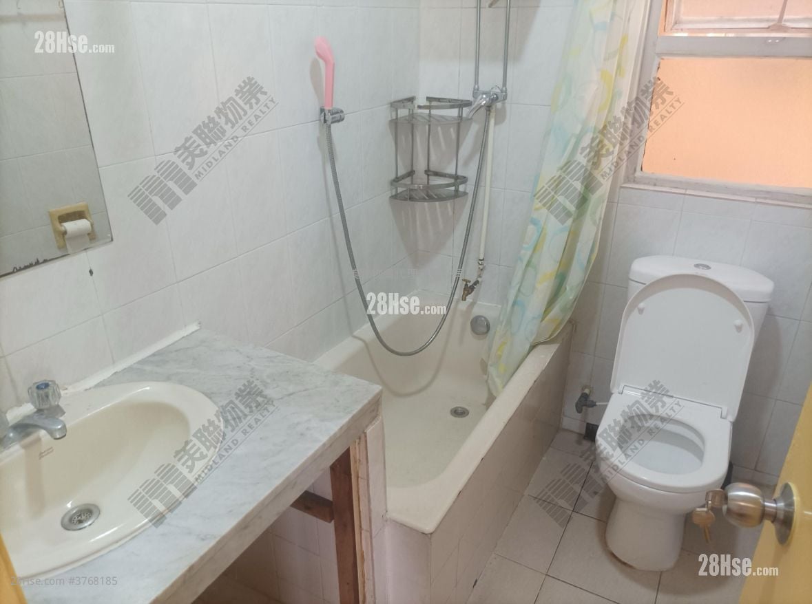 东亚花园 售盘 3 房 452 平方尺