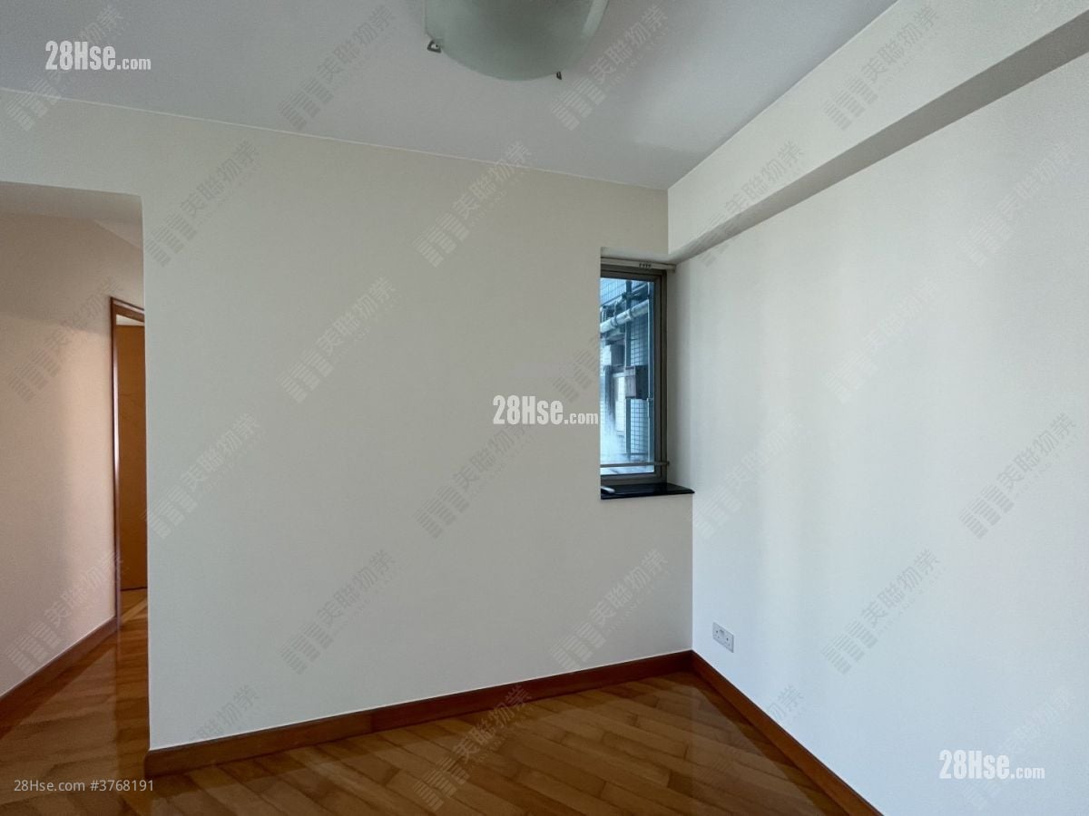 Sham Wan Towers Sell 3 Bedrooms 579 ft²