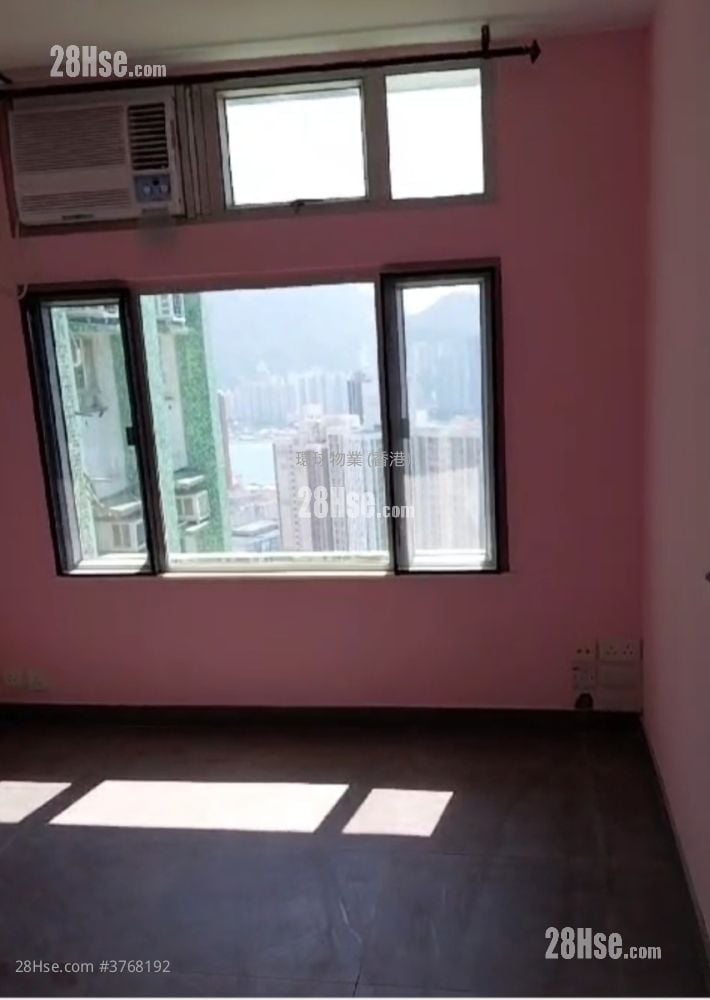 Hong Pak Court Sell 2 Bedrooms , 1 Bathroom 401 ft²