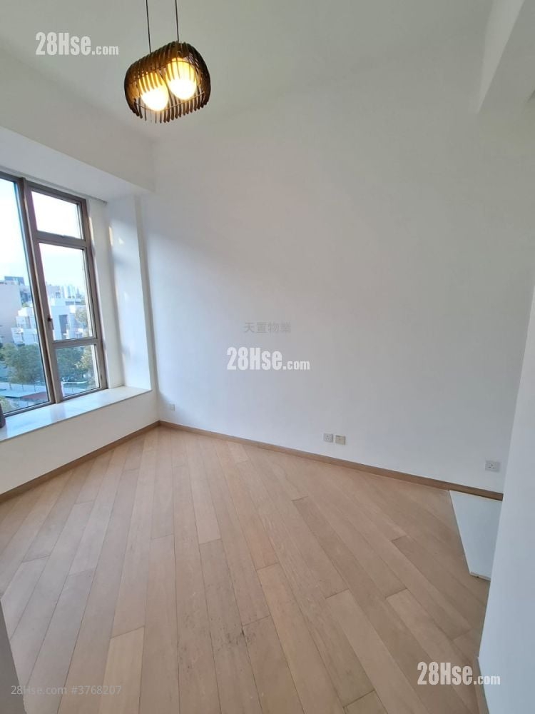 The Woodsville Sell 3 Bedrooms , 3 Bathrooms 774 ft²