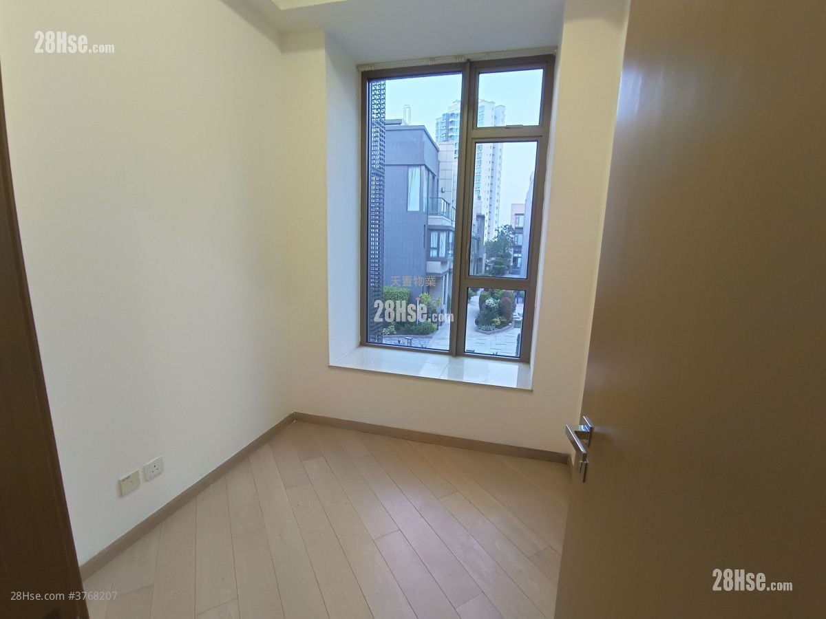 The Woodsville Sell 3 Bedrooms , 3 Bathrooms 774 ft²