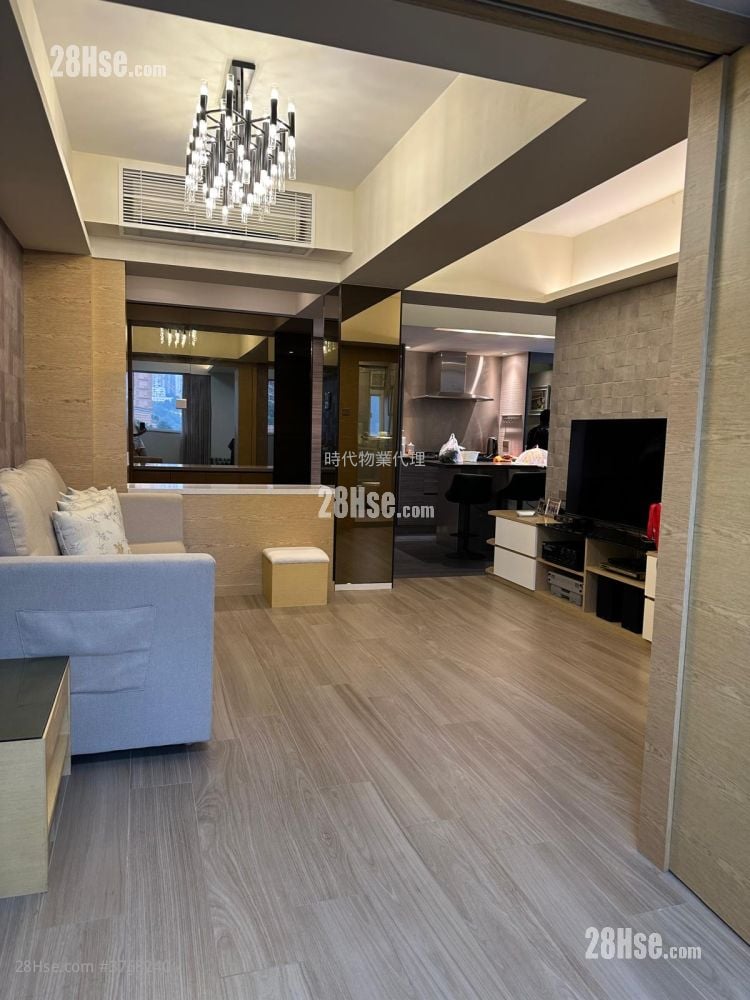 Yue King Building Sell 1 Bedroom , 1 Bathroom 678 ft²