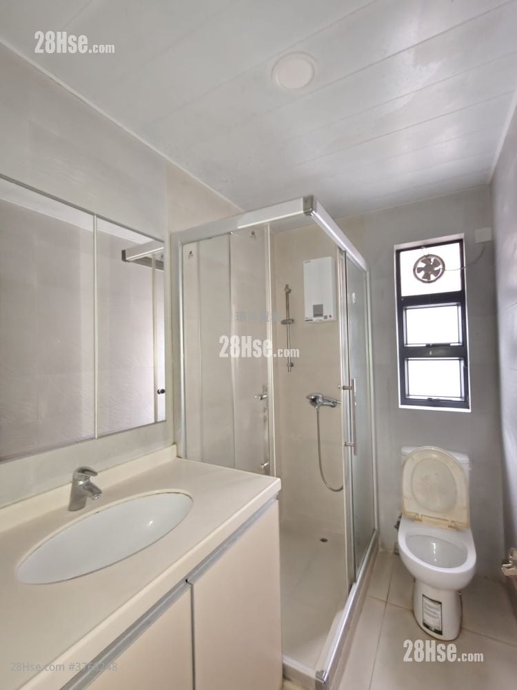 村屋 售盘 3 房 , 1 浴室