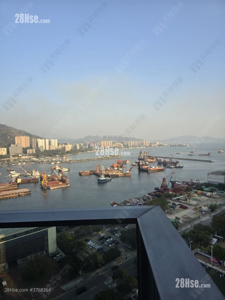 2Gerher Sell Studio , 1 Bathroom 268 ft²