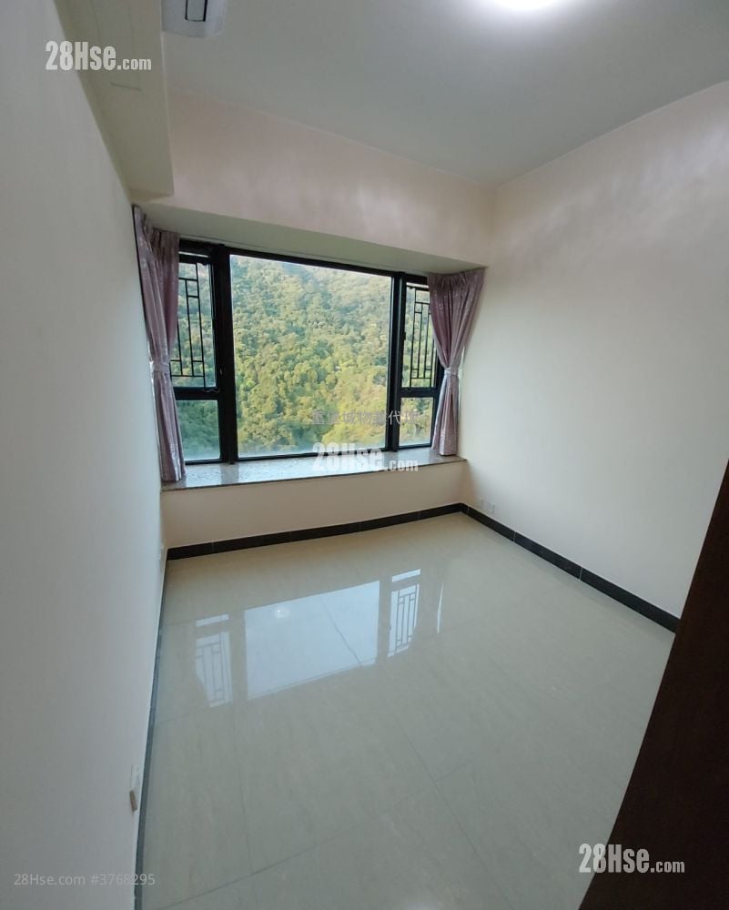 Castello Rental 2 Bedrooms , 1 Bathroom 547 ft²