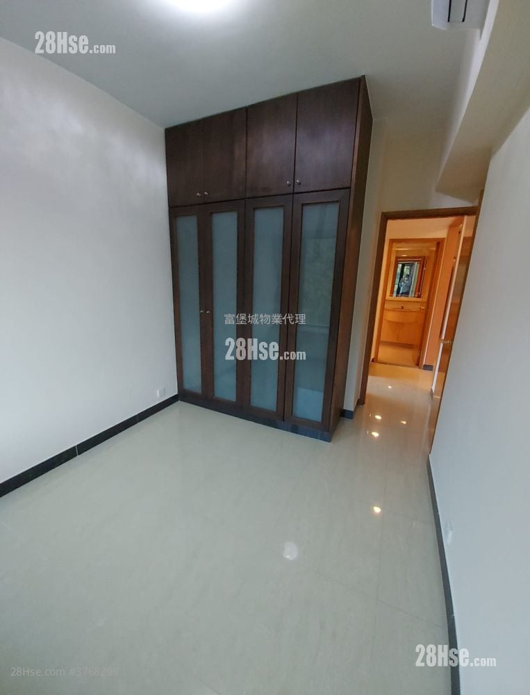 Castello Rental 2 Bedrooms , 1 Bathroom 547 ft²