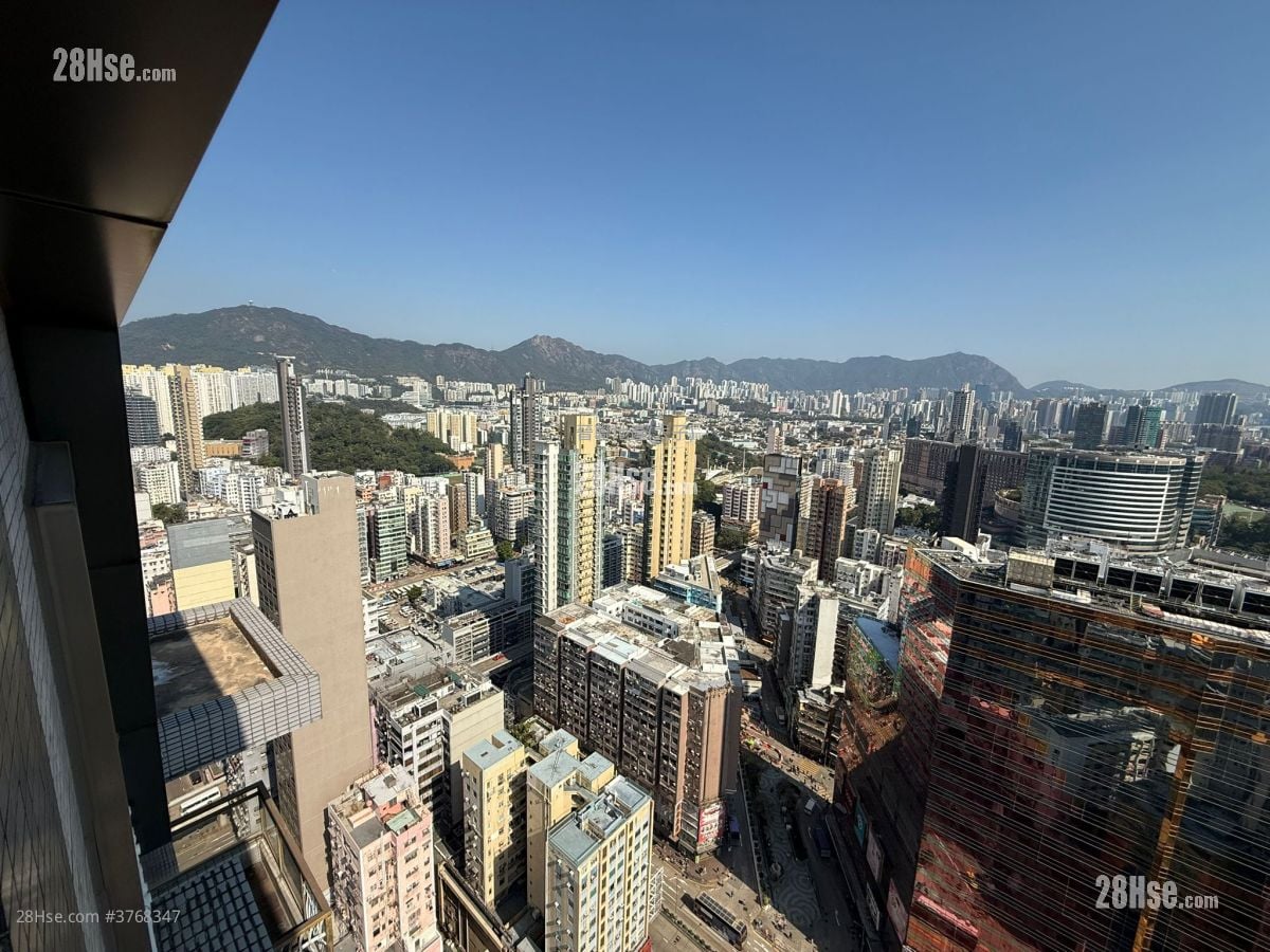 Cite 33 Sell 3 Bedrooms , 3 Bathrooms 1,232 ft²