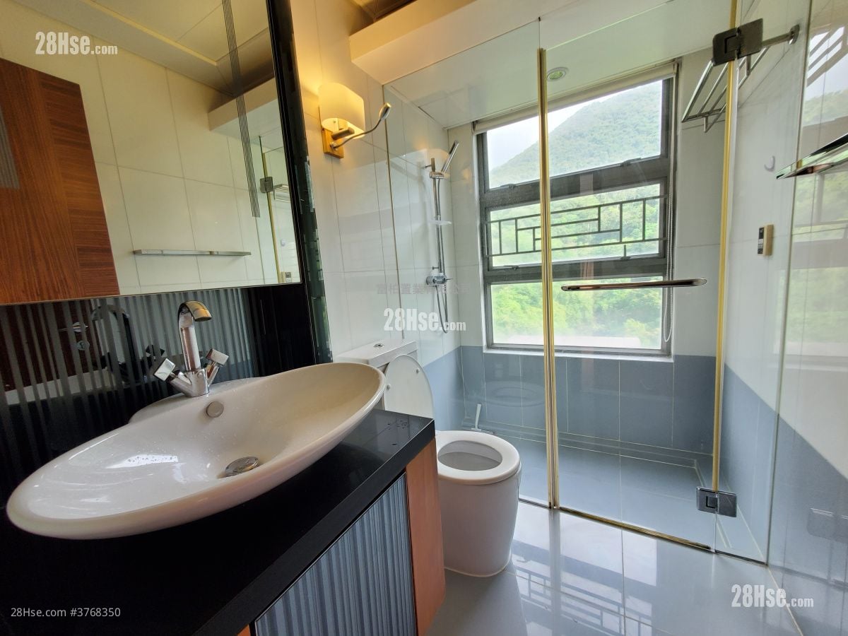 Mount Davis Sell 3 Bedrooms , 2 Bathrooms 813 ft²