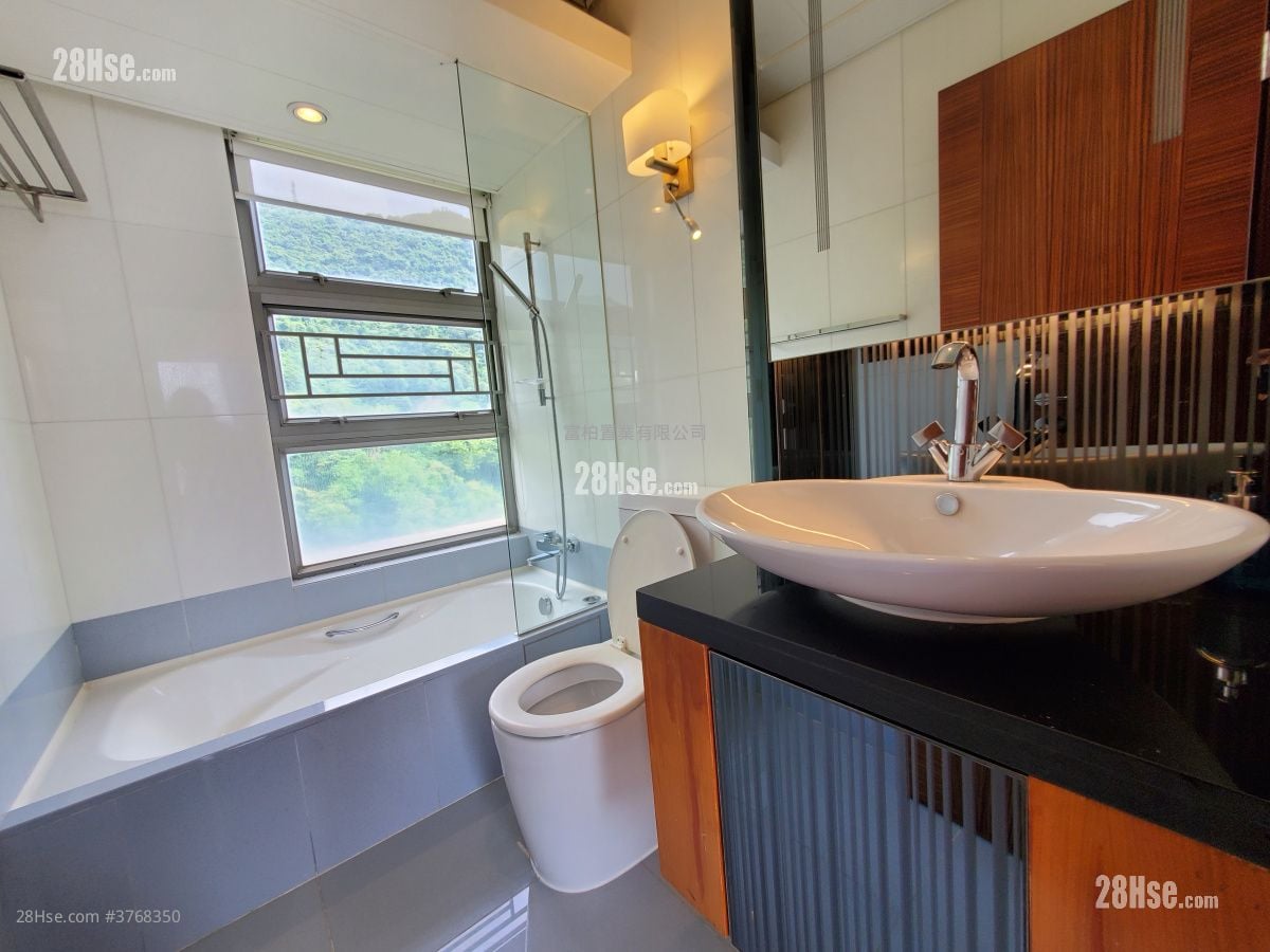 Mount Davis Sell 3 Bedrooms , 2 Bathrooms 813 ft²