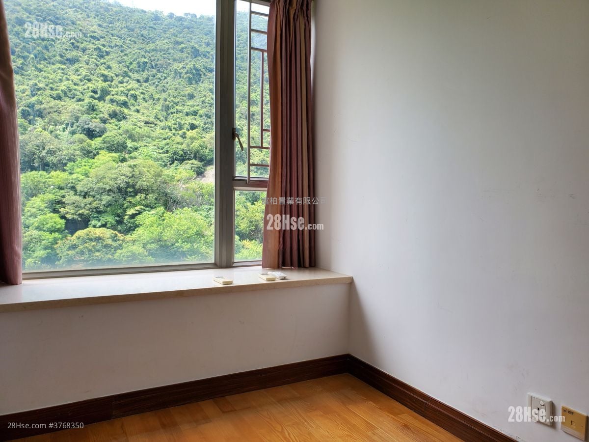 Mount Davis Sell 3 Bedrooms , 2 Bathrooms 813 ft²