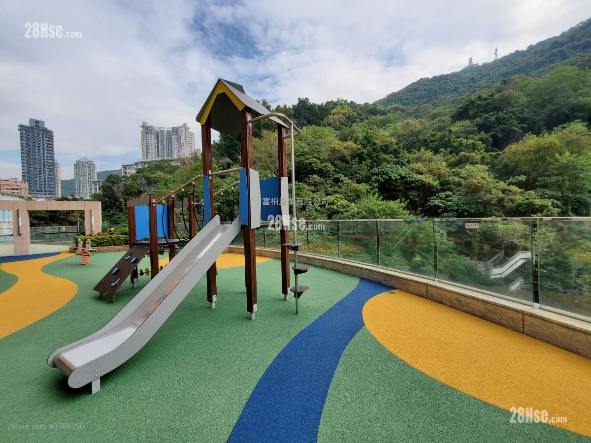 Mount Davis Sell 3 Bedrooms , 2 Bathrooms 813 ft²