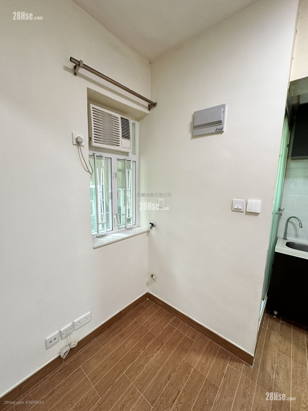 海坛街230号 租盘 1 房 , 1 浴室 250 平方尺