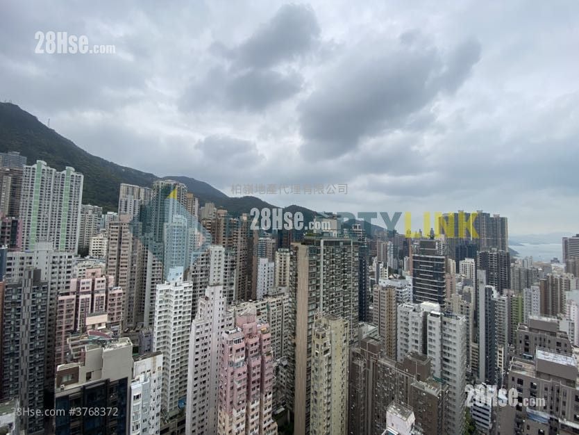 Island Crest Sell 3 Bedrooms , 2 Bathrooms 807 ft²