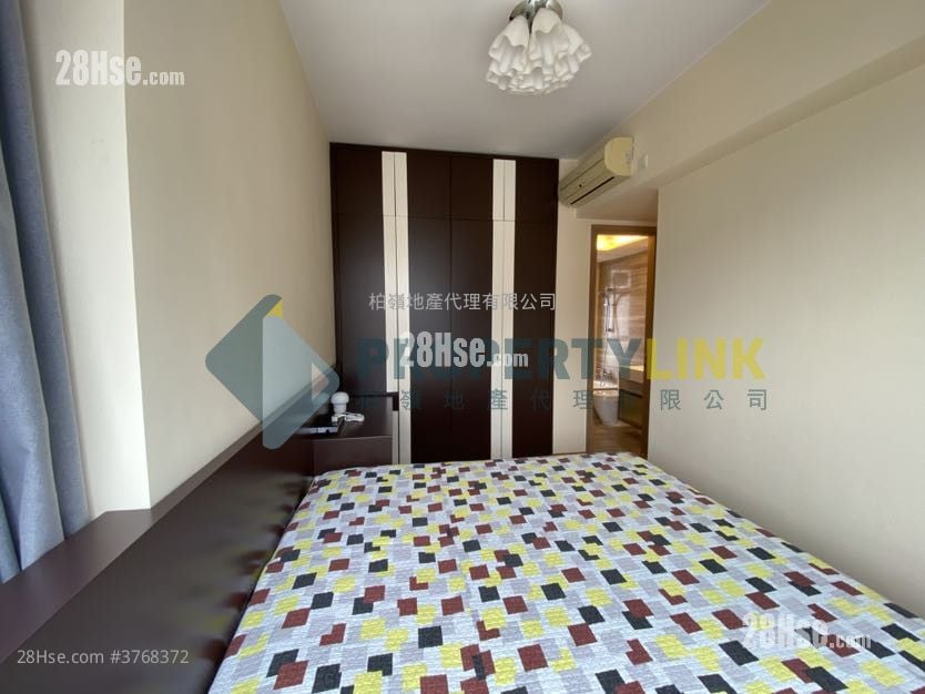 Island Crest Sell 3 Bedrooms , 2 Bathrooms 807 ft²