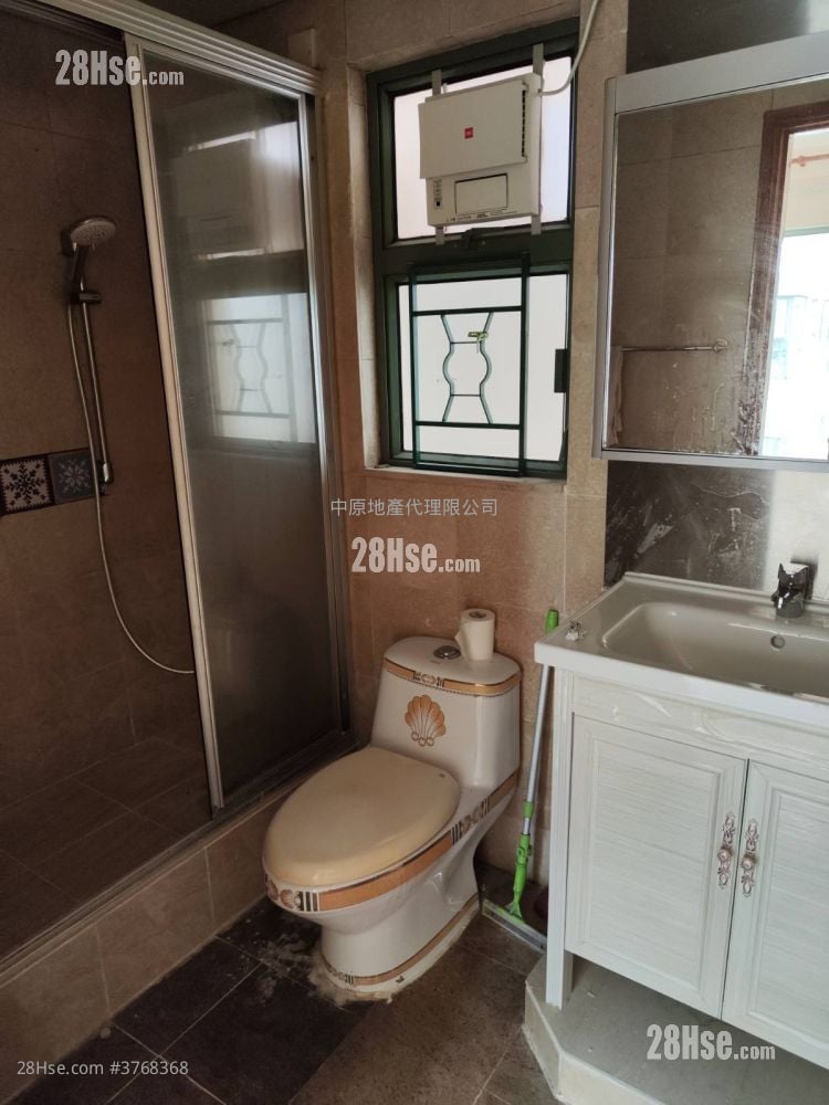 Springdale Villas Sell 2 Bedrooms , 1 Bathroom 412 ft²