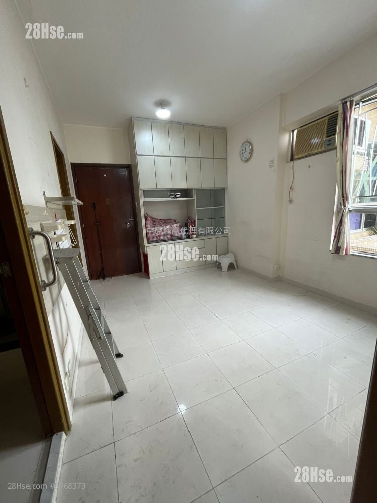 Tsing Yi Garden Sell 2 Bedrooms , 1 Bathroom 343 ft²