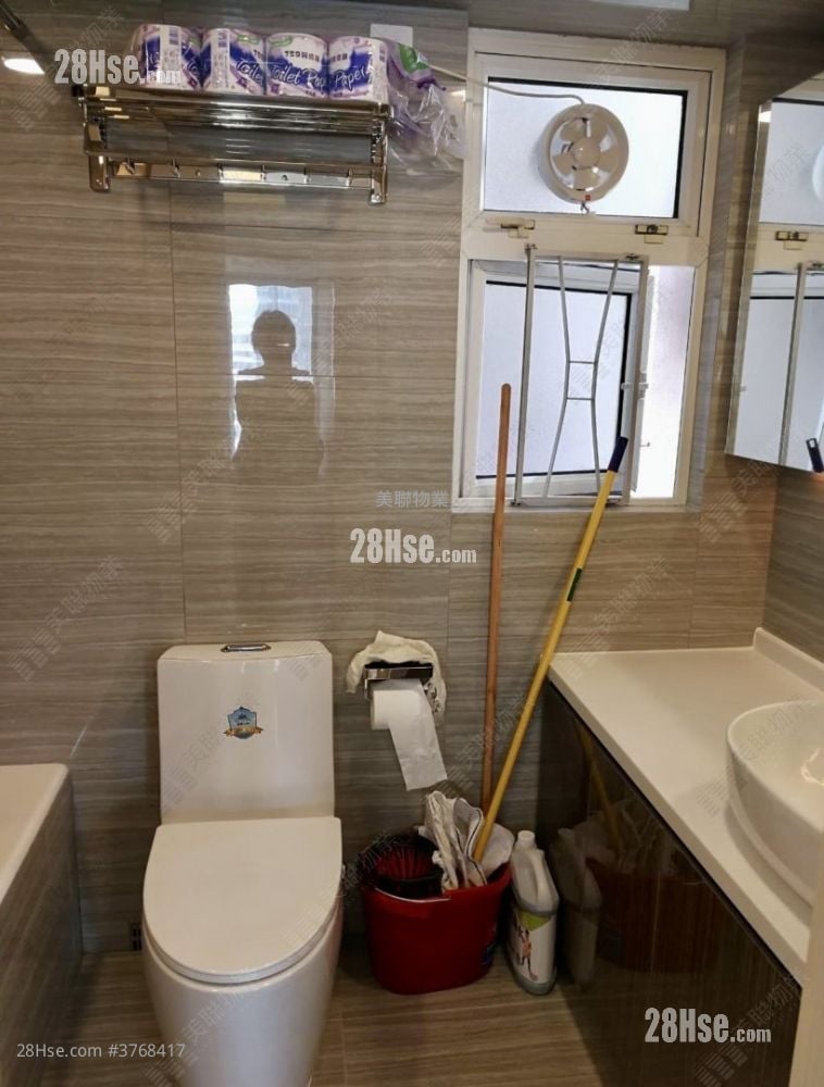 Hibiscus Park Sell 2 Bedrooms , 1 Bathroom 424 ft²