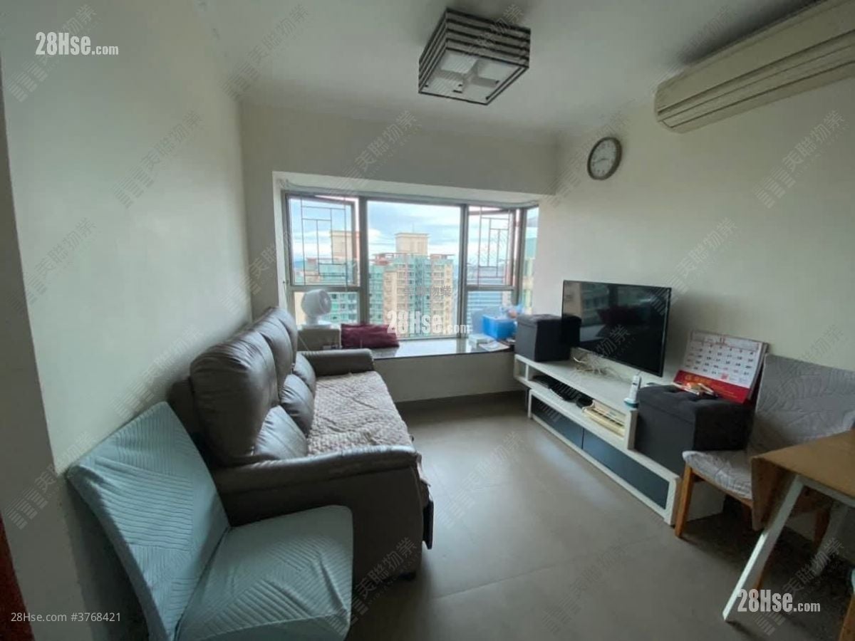 Park Central Sell 2 Bedrooms , 1 Bathroom 465 ft²