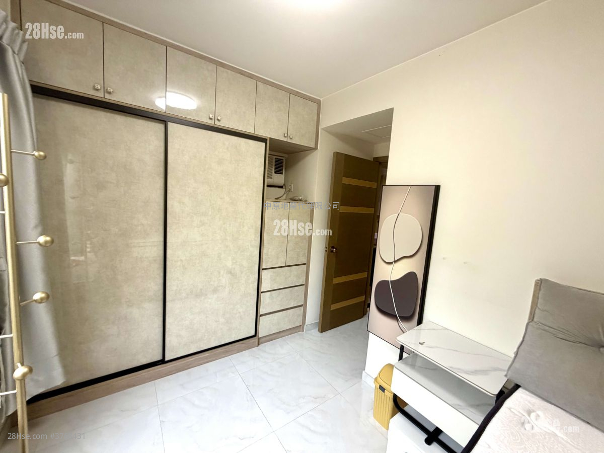 Scenic Garden Sell 2 Bedrooms , 1 Bathroom 480 ft²