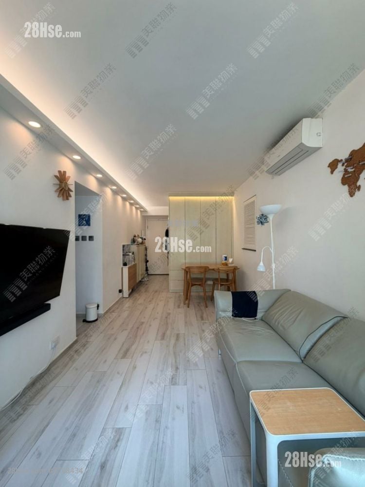 Park Central Sell 2 Bedrooms , 1 Bathroom 465 ft²