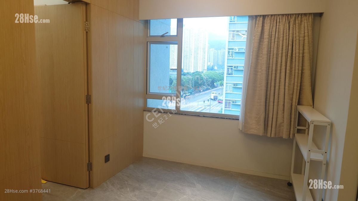 City One Shatin Sell 3 Bedrooms , 1 Bathroom 451 ft²