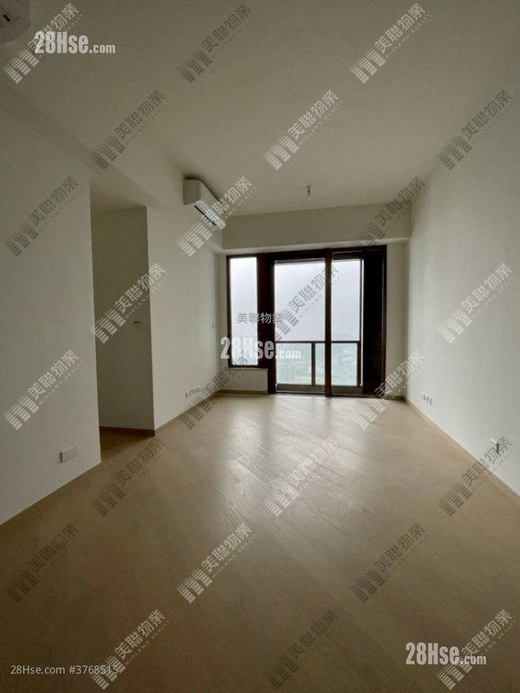 Lp10 Sell 3 Bedrooms 880 ft²