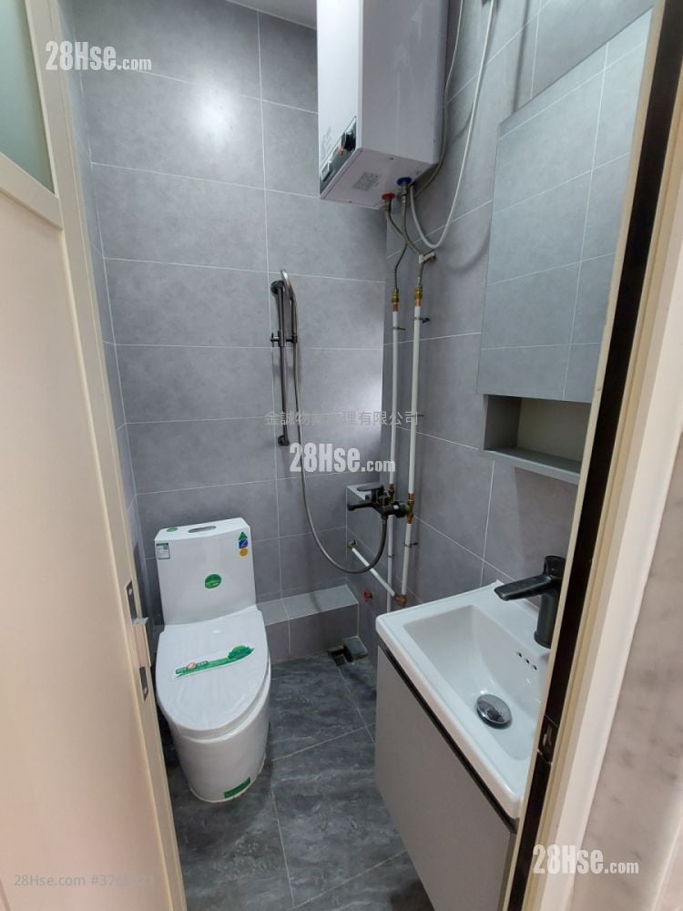 建安大厦 售盘 2 房 , 1 浴室 253 平方尺