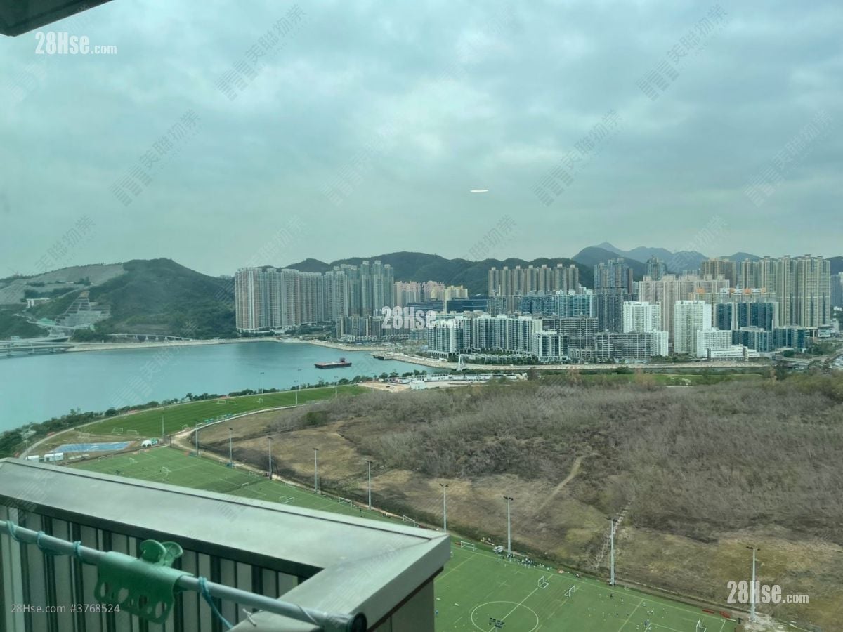 致蓝天 售盘 4 房 950 平方尺