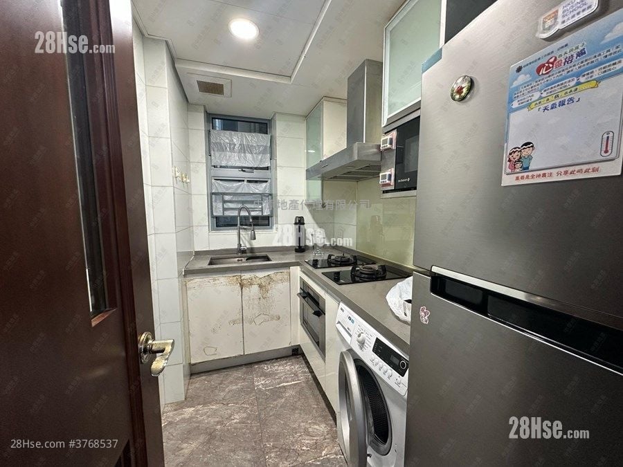 The Palazzo Sell 3 Bedrooms 696 ft²