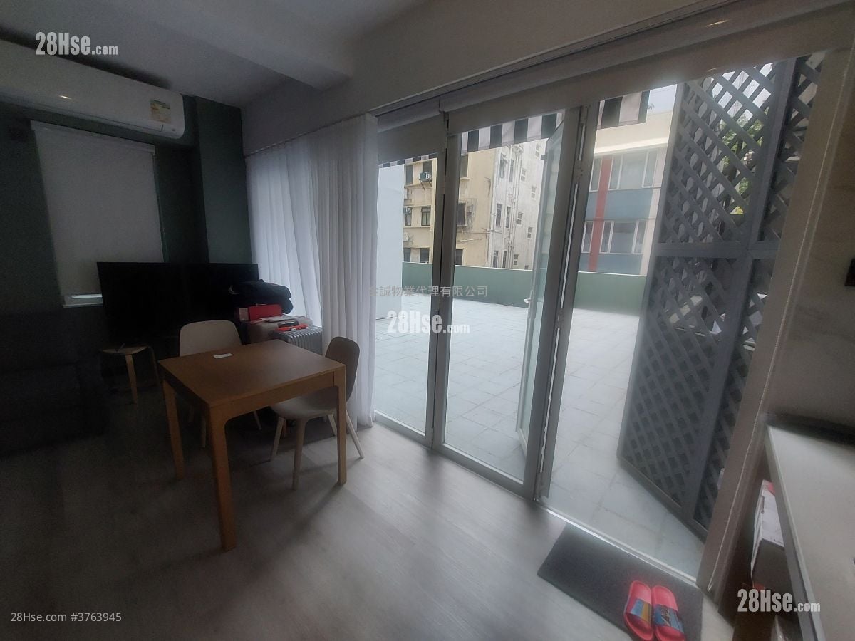 Garley Building Sell Studio , 1 Bathroom 309 ft²