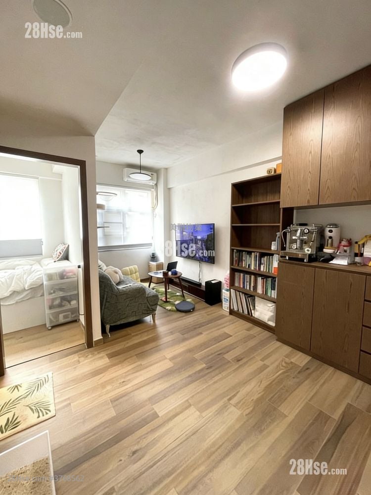 Wing Hing Building Sell 320 ft²