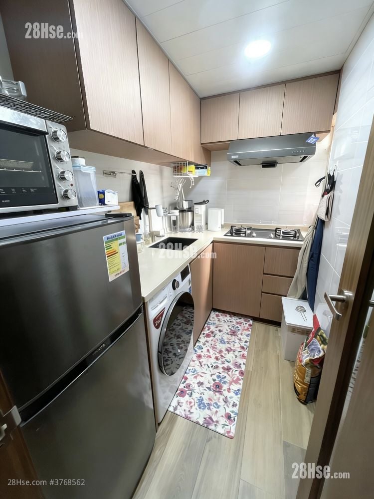 Wing Hing Building Sell 320 ft²