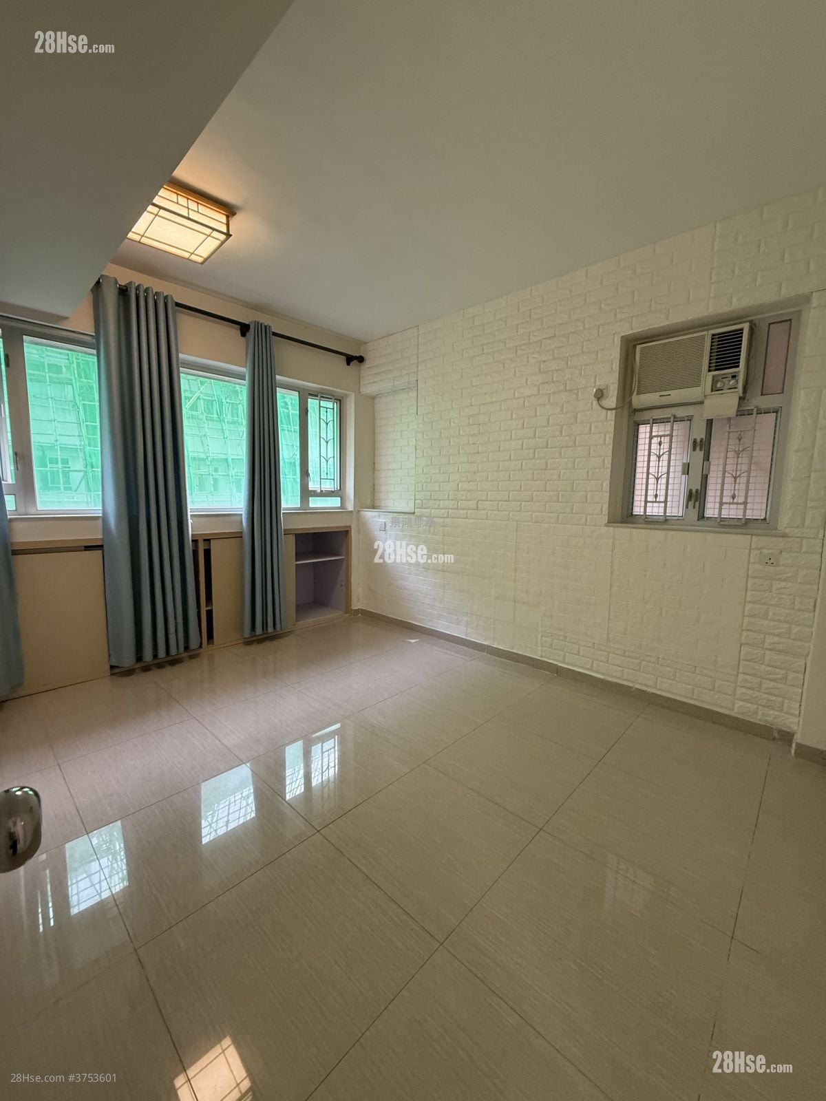 Man Wai Building Rental 2 Bedrooms , 1 Bathroom 510 ft²