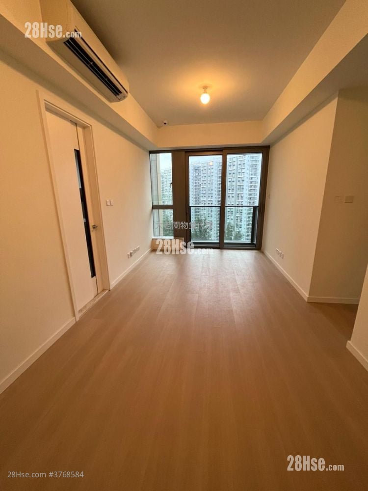 KOKO Hills 售盘 3 房 , 3 浴室 670 平方尺