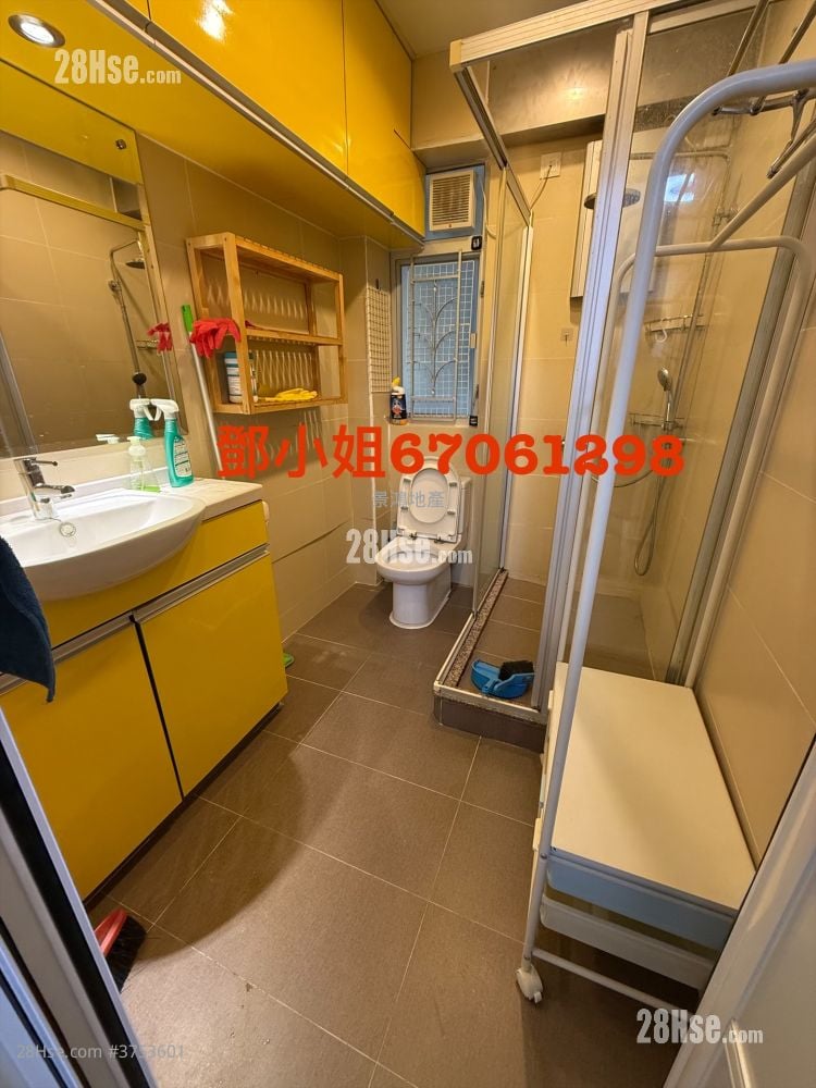 Man Wai Building Rental 2 Bedrooms , 1 Bathroom 510 ft²