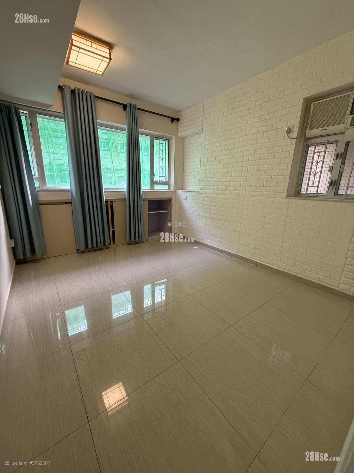 Man Wai Building Rental 2 Bedrooms , 1 Bathroom 510 ft²