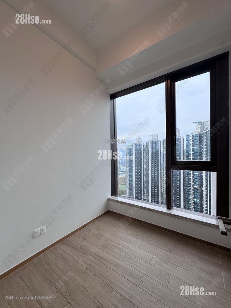 Lp6 Sell 2 Bedrooms , 1 Bathroom 460 ft²