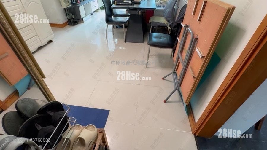 银湖天峰 售盘 3 房 700 平方尺