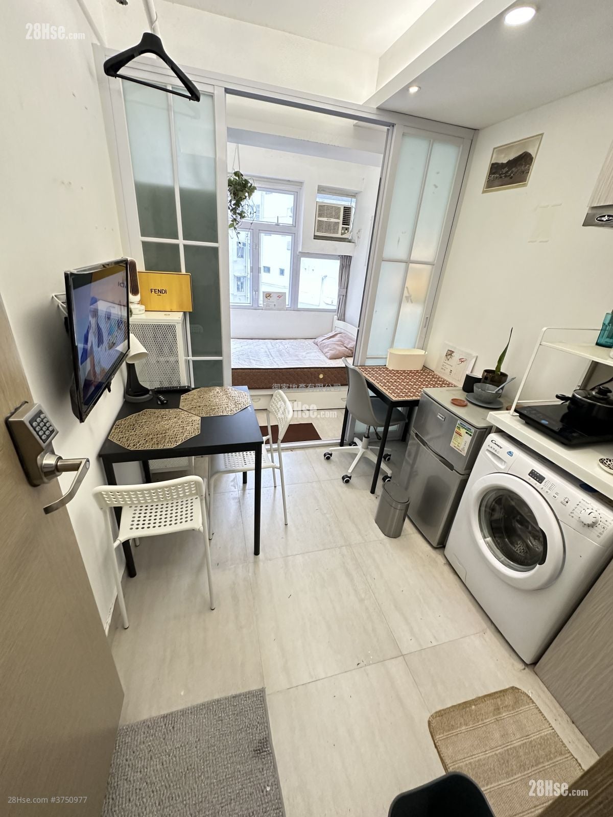 161 Wing Lok Street Rental 1 Bedroom , 1 Bathroom 170 ft²