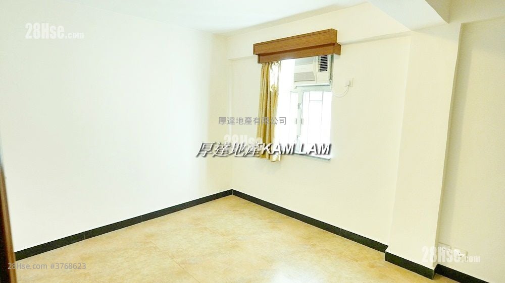 Village Sell 2 Bedrooms , 2 Bathrooms 700 ft²