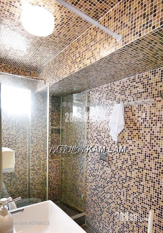 Village Sell 2 Bedrooms , 2 Bathrooms 700 ft²