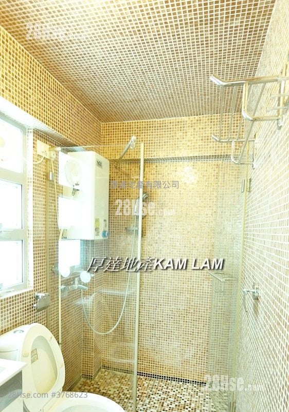 Village Sell 2 Bedrooms , 2 Bathrooms 700 ft²